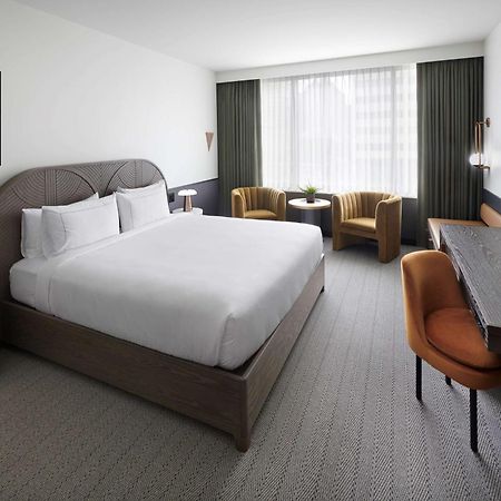 The Westley Calgary Downtown, Tapestry Collection By Hilton Hotel Kültér fotó