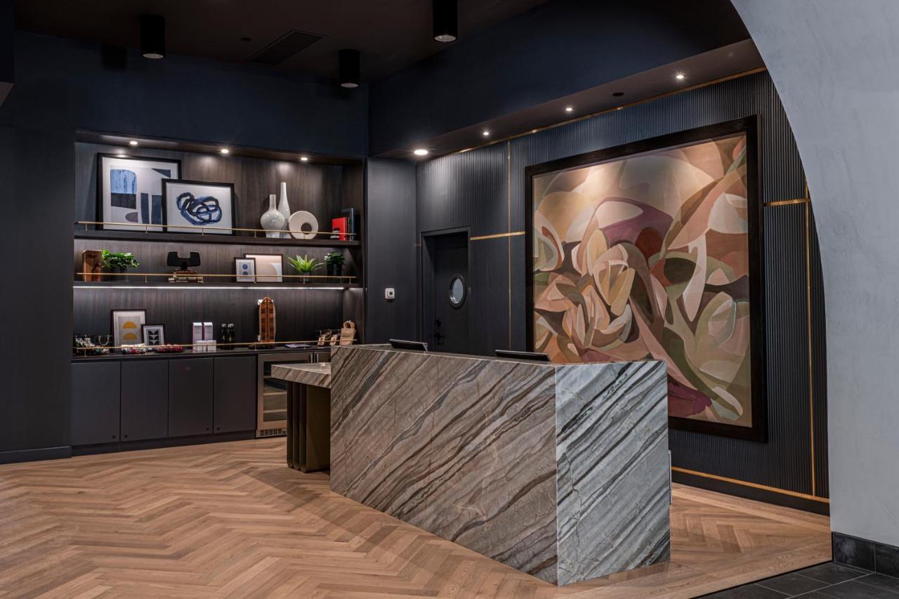The Westley Calgary Downtown, Tapestry Collection By Hilton Hotel Kültér fotó