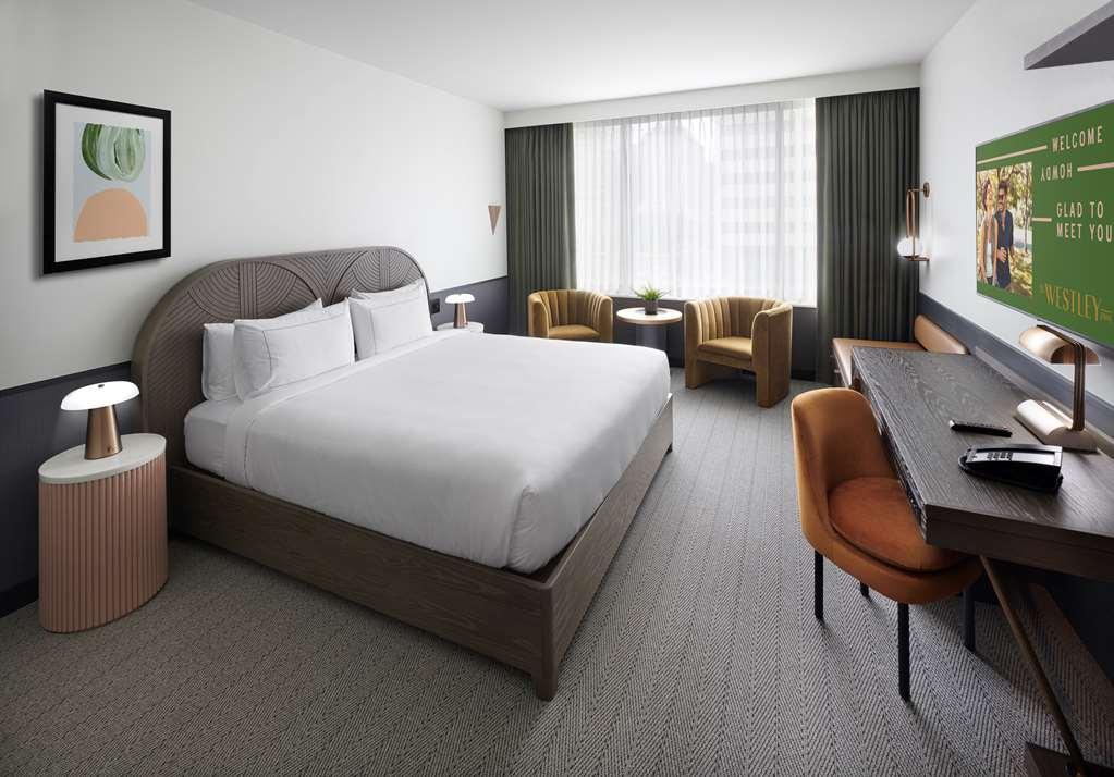 The Westley Calgary Downtown, Tapestry Collection By Hilton Hotel Szoba fotó